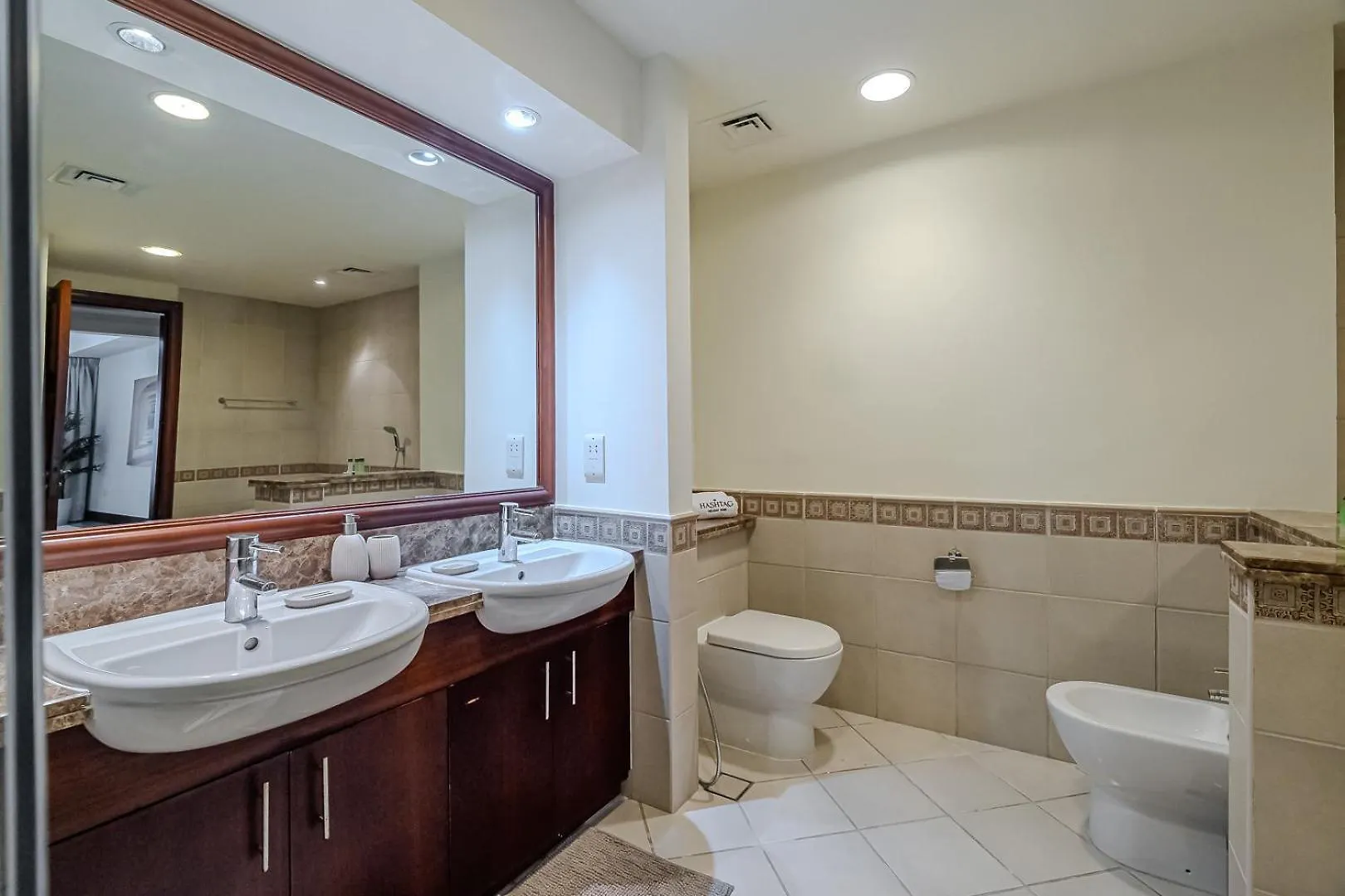 Apartment With Palm Jumeirah View I Golden Mile Dubai