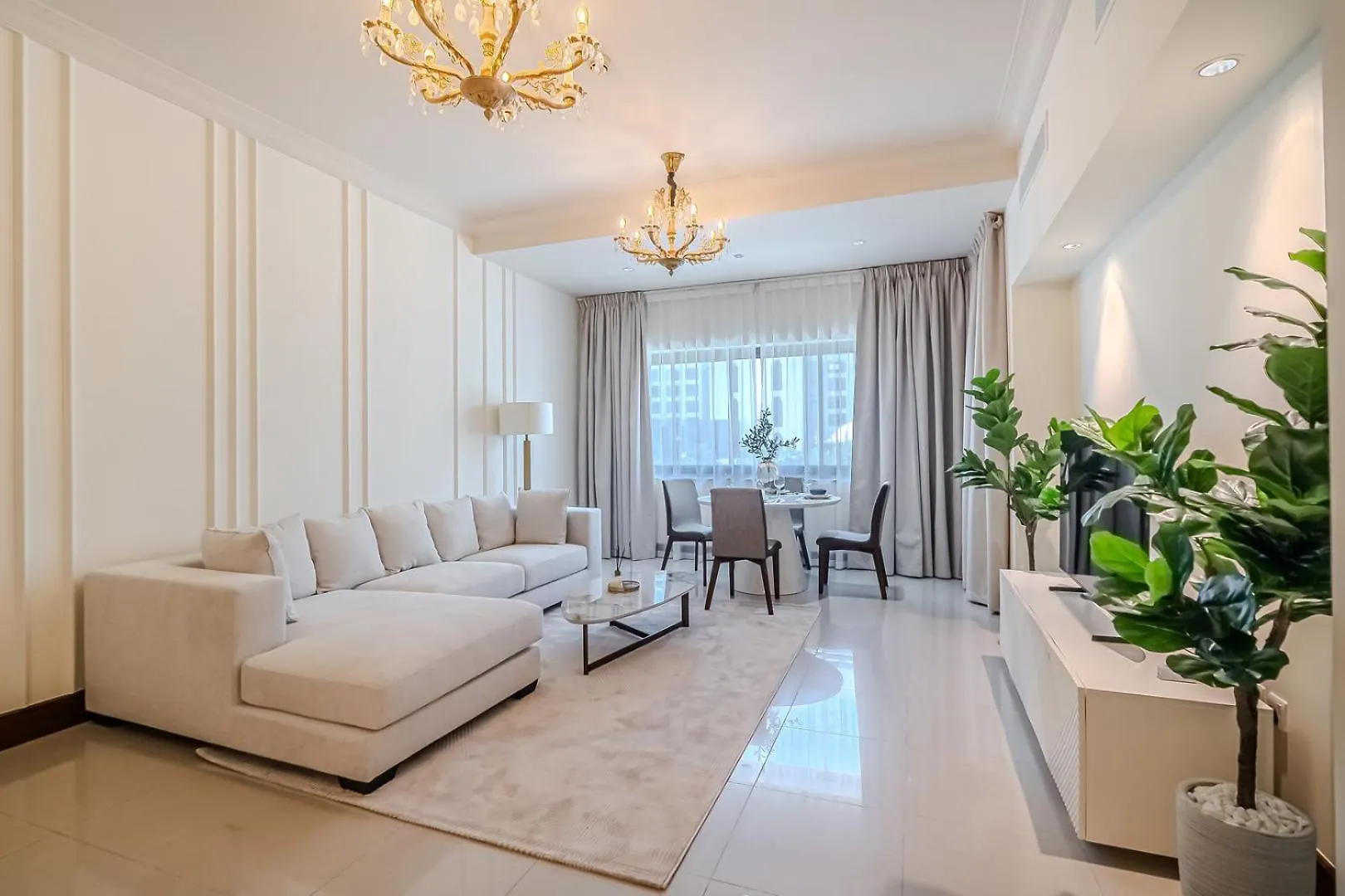 Apartment With Palm Jumeirah View I Golden Mile Dubai